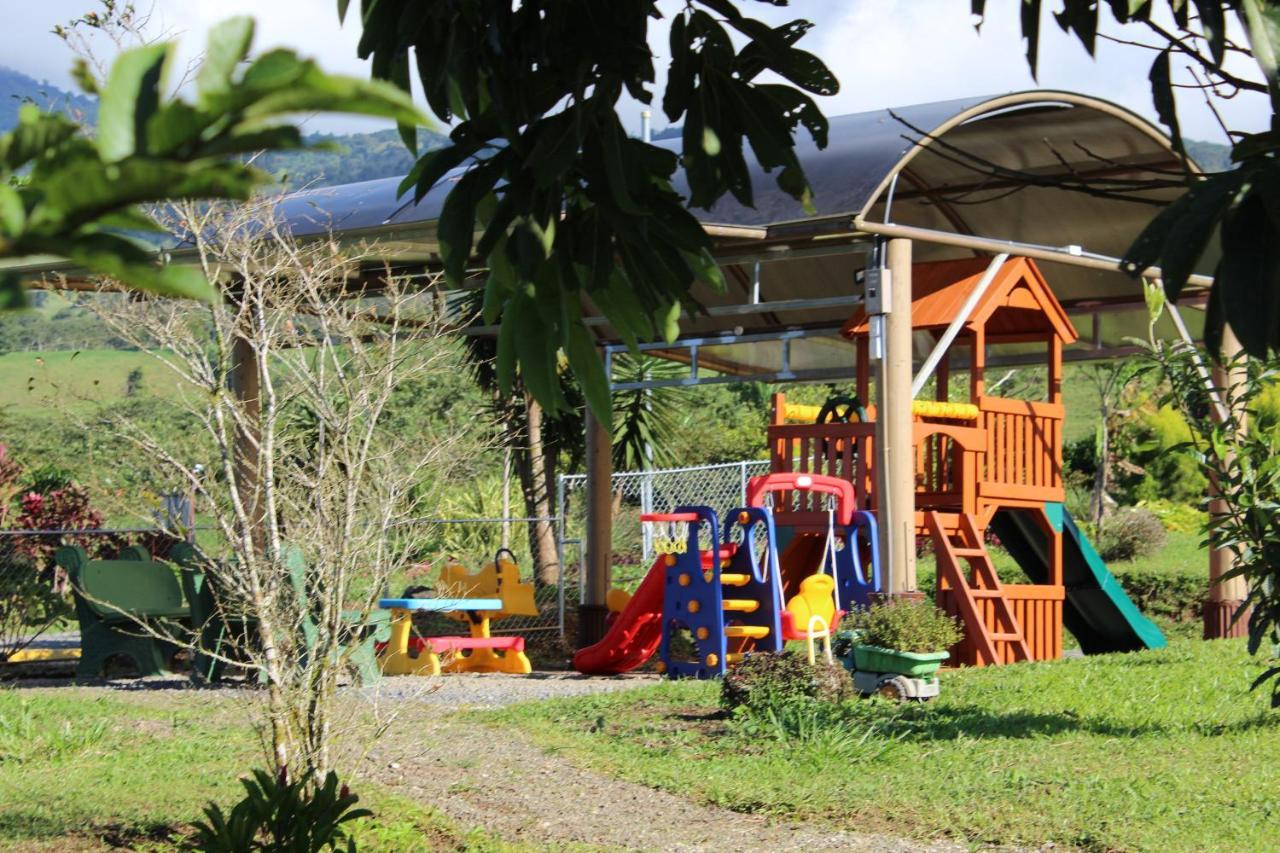 Eco Granja Don Lolo Lodge *